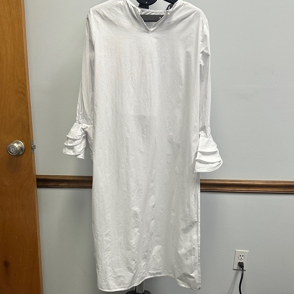 White High-Low Ruffle Sleeve Shirt - Picture 5 of 5